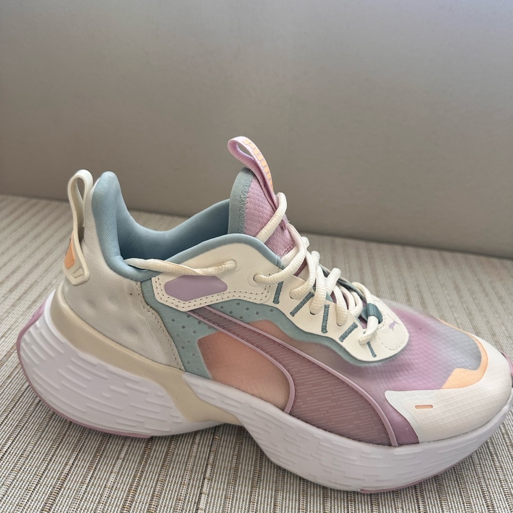PUMA Softride Women’s Running Shoes Multicolor Pastel Size 8.5 - Picture 4 of 8